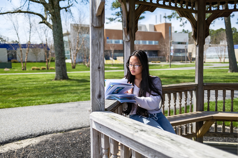 Students back on campus.